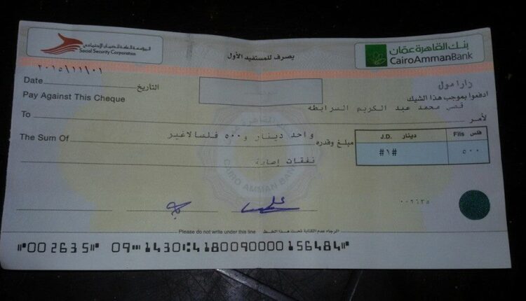 «س» و«ج».. عن الشيكات محامي قضايا الشيكات