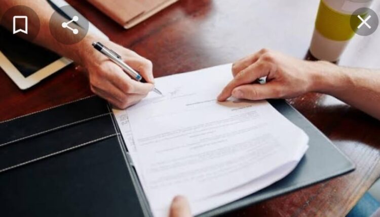 محامي توثيق عقود