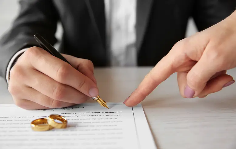 محامي توثيق عقود زواج اجانب