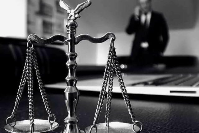 دعوى استرداد الحيازة معلقا عليها باحكام النقض