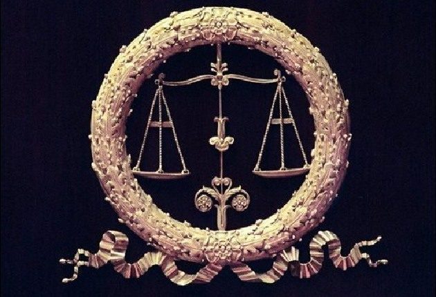 كيفية إنتفاء ركن التسليم فى جريمة خيانة الأمانة