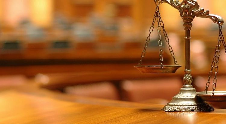 هل يتم دفع نفقة المتعة على اقساط؟