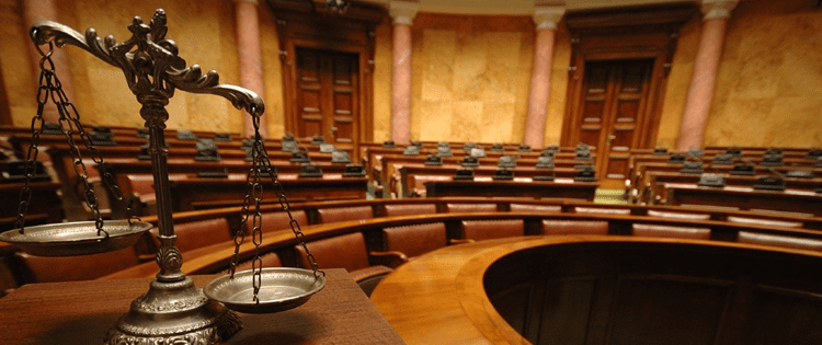 الحبس الإحتياطي طول ومش عارف هتخرخ ولا لا