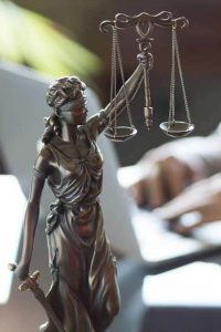 ليه المحكمة ممكن تحكم على متهم مع ايقاف التنفيذ