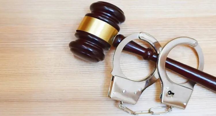 الفرق بين الجنحة والجناية