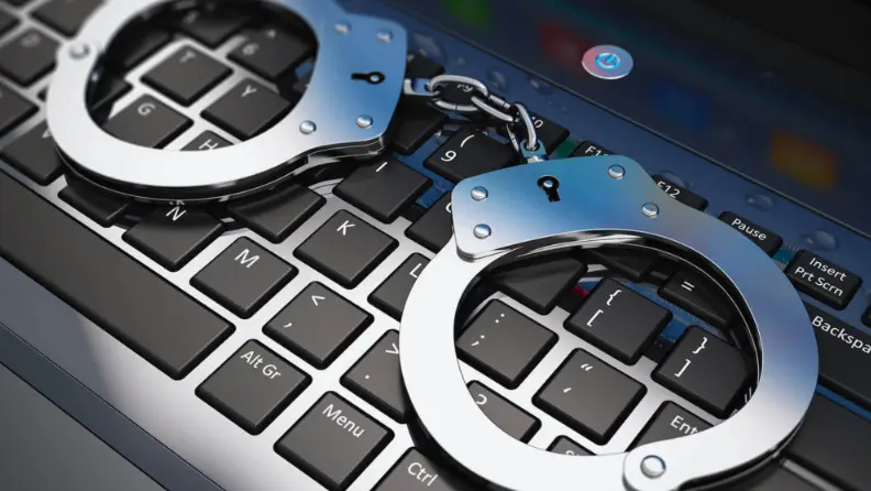 جرائم النصب والاحتيال الإلكترونية