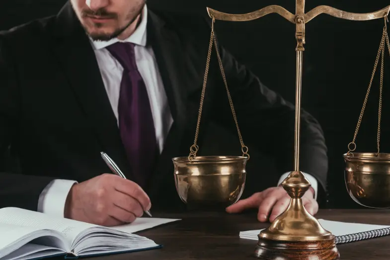 محامي رفع منع السفر