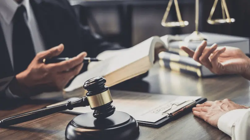 محامي متخصص في القضايا العماليه